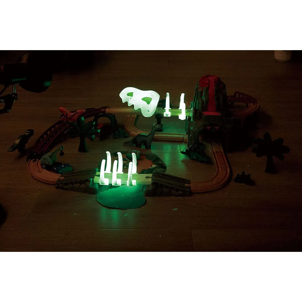 Dinosaur Railway Adventure Set