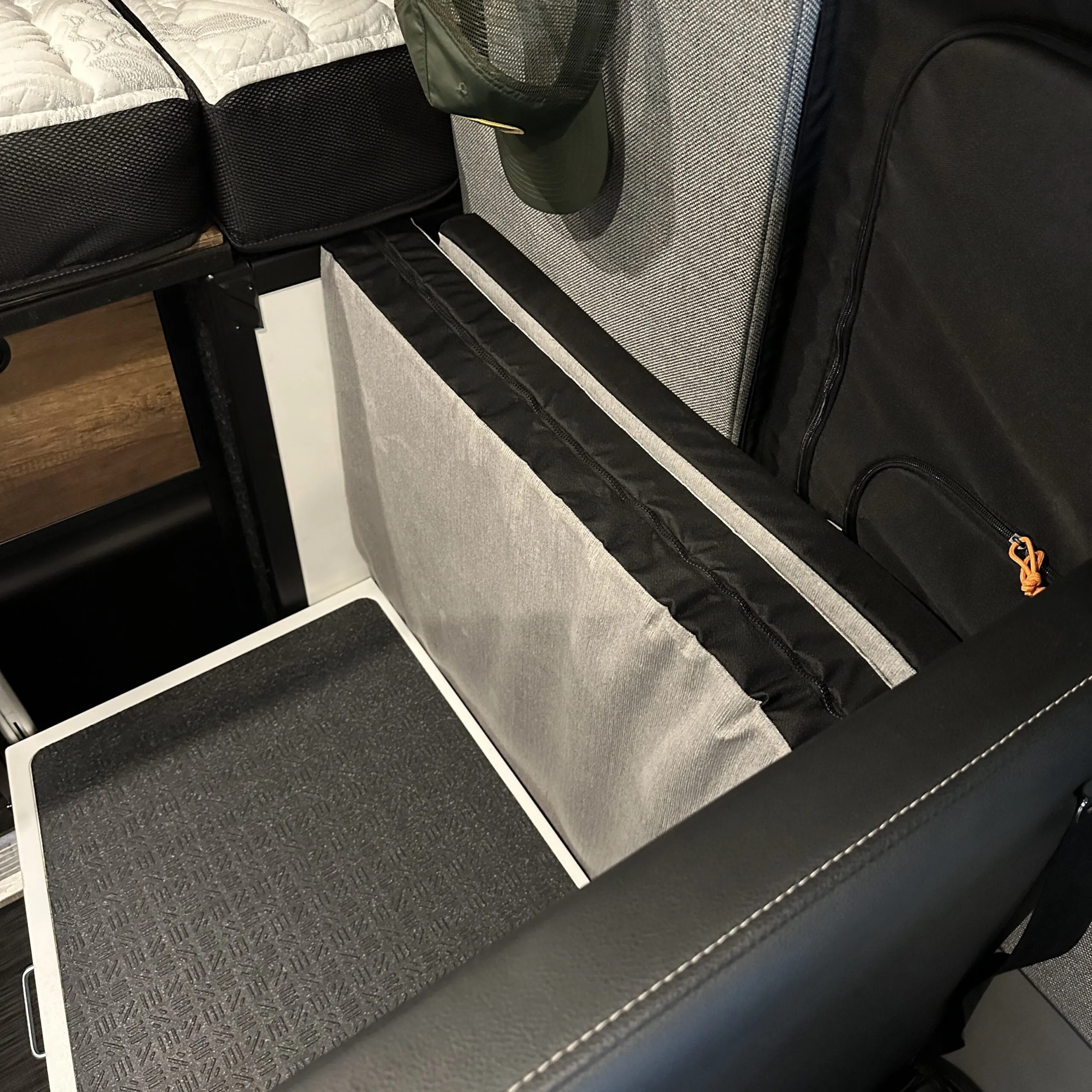 Groove Lounge Mattress Topper for the Storyteller
